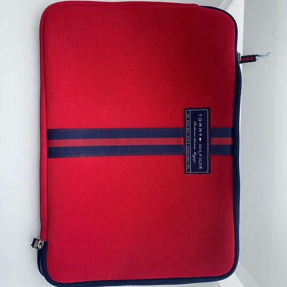 Tommy Hilfiger labtop sleeve - Picture 1 of 2
